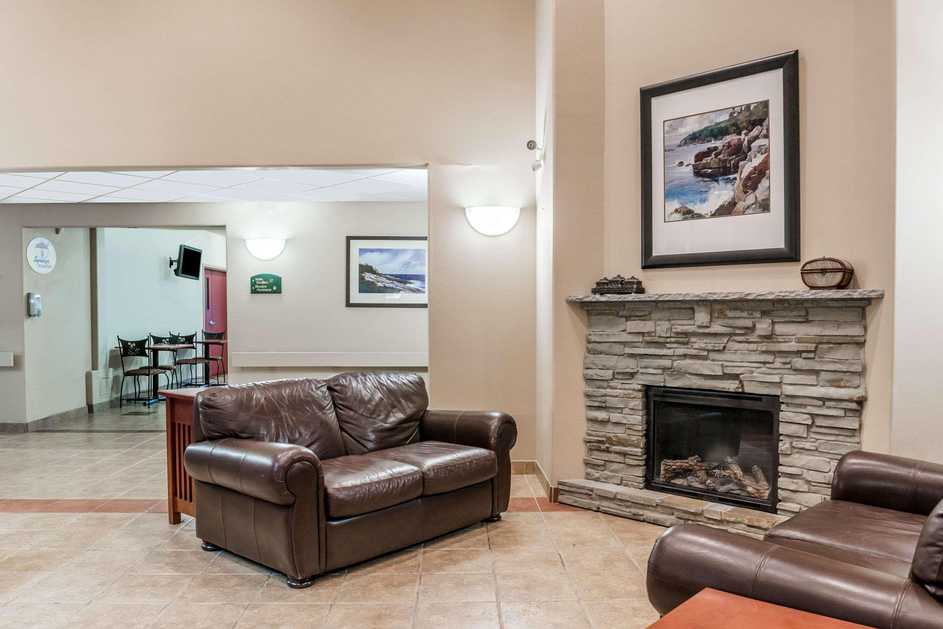 Super 8 By Wyndham St Johns Ξενοδοχείο St. John's Εξωτερικό φωτογραφία