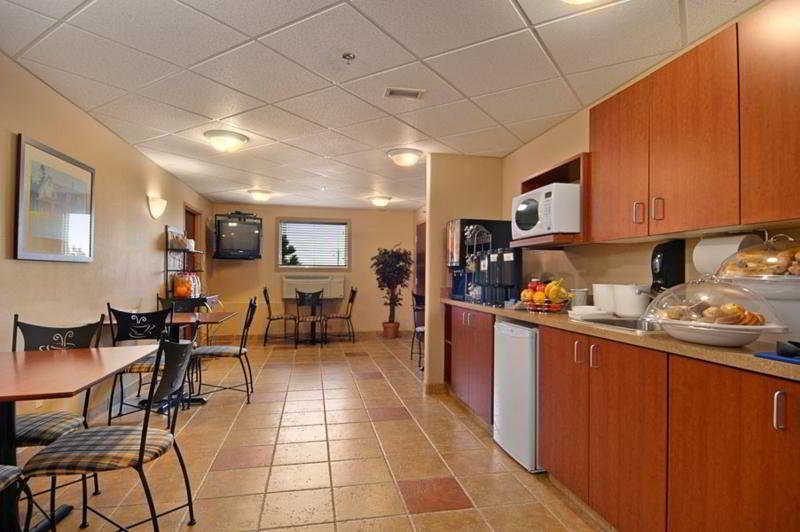 Super 8 By Wyndham St Johns Ξενοδοχείο St. John's Εξωτερικό φωτογραφία